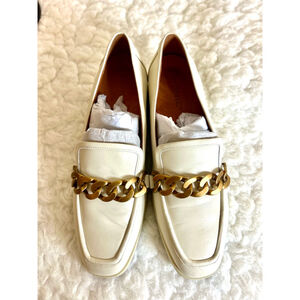Vionic White Leather Chain-Trim Loafers